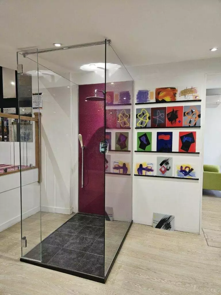 glass inspirations fleet showroom 125914 (large)