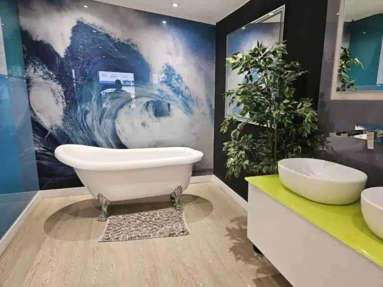 glass inspirations fleet showroom 130119 (large)
